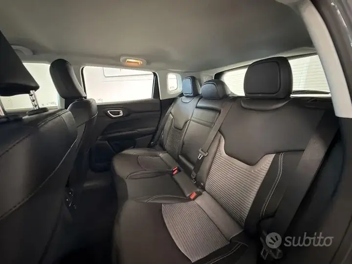 Jeep Compass 2025 photo 5