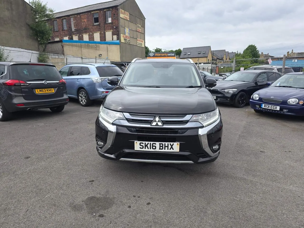 Mitsubishi Outlander 2016 photo 2