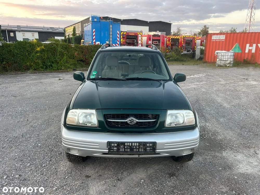 Suzuki Grand Vitara 1999 photo 2