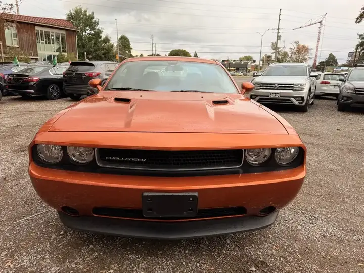 Dodge Challenger 2011 photo 5