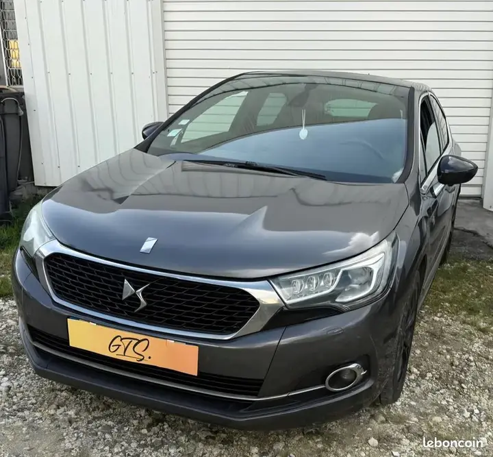 DS Automobiles Ds 4