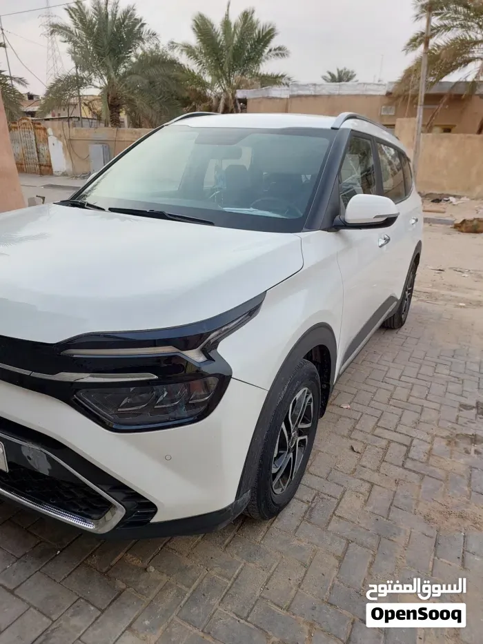 Kia Carens 2024 photo 5