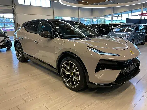 Lotus Eletre 2024 photo 3