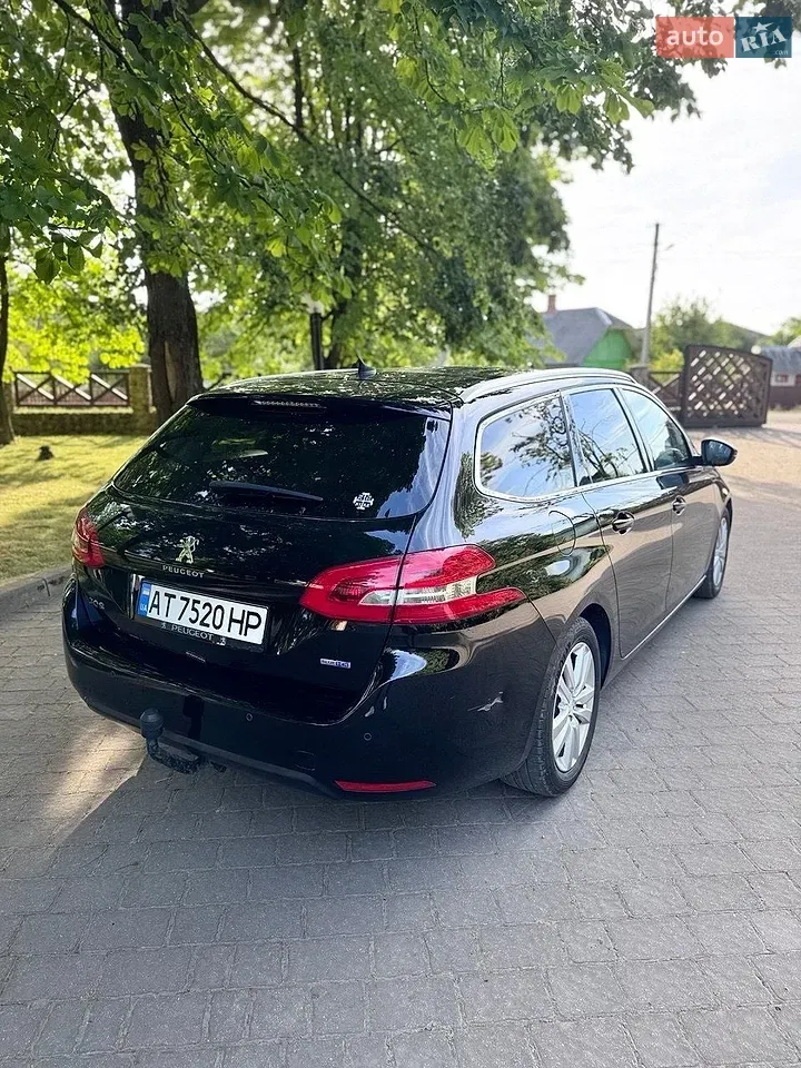 Peugeot 308 2014 photo 4