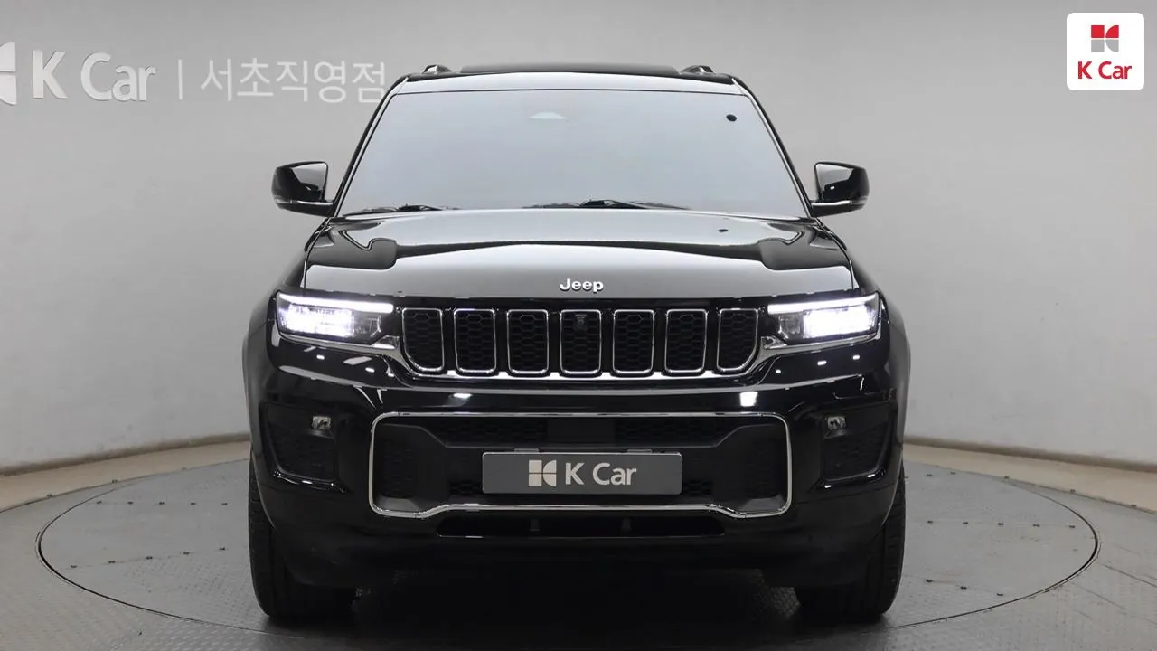 Jeep Grand Cherokee 2023 photo 2