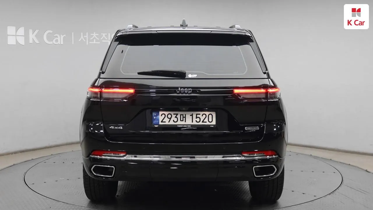 Jeep Grand Cherokee 2023 photo 4