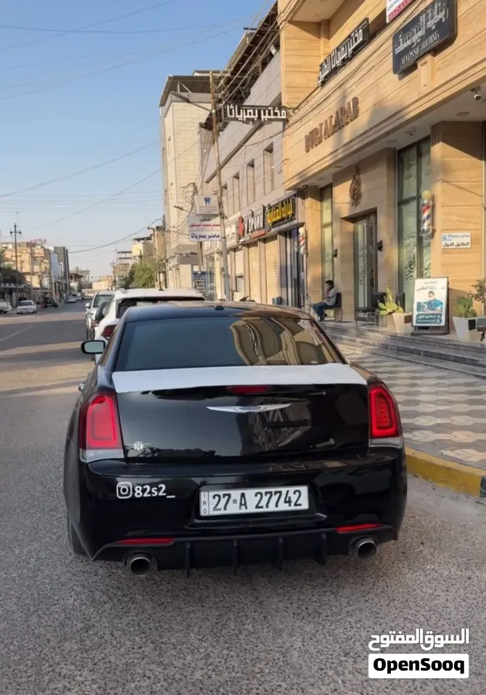 Chrysler 300 2013 photo 2