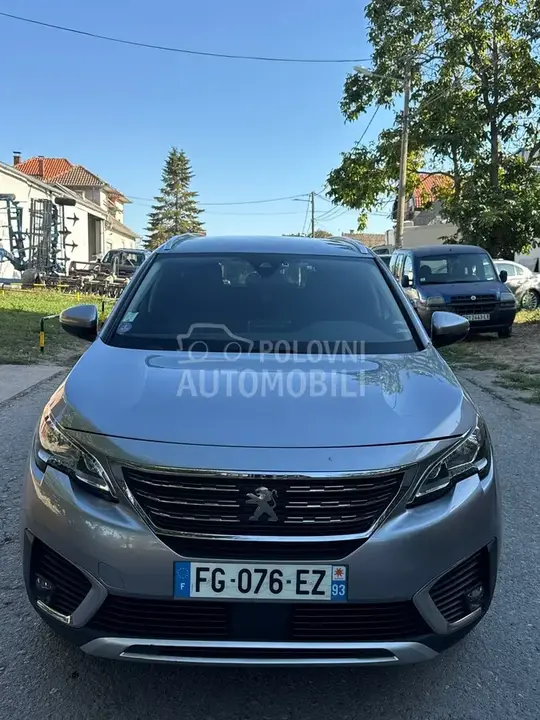 Peugeot 5008 2020 photo 4
