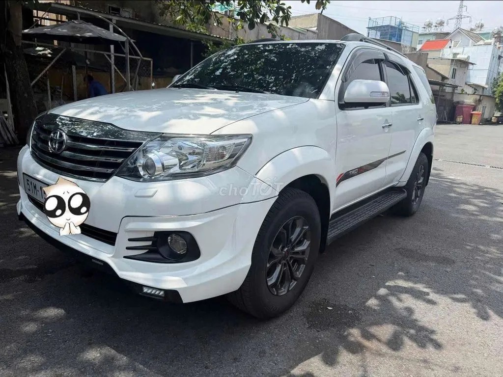 Toyota Fortuner 2016 photo 2