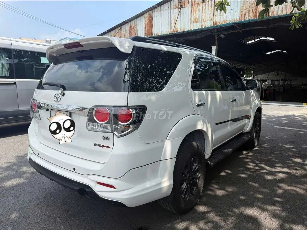 Toyota Fortuner 2016 photo 4