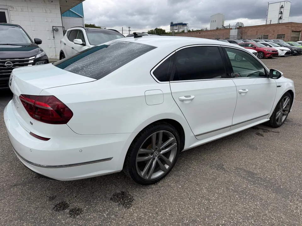 Volkswagen Passat 2019 photo 2