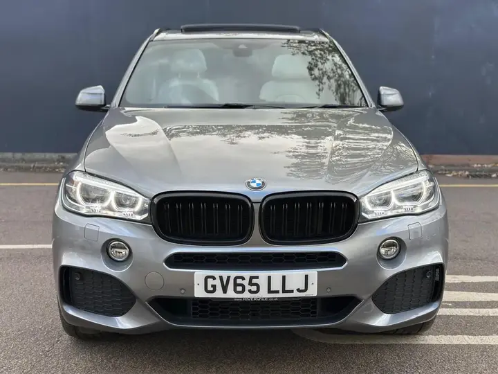 BMW X5 2015 photo 5