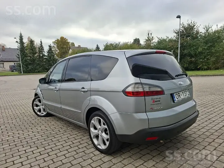 Ford S-Max 2009 photo 4