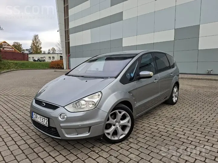 Ford S-Max