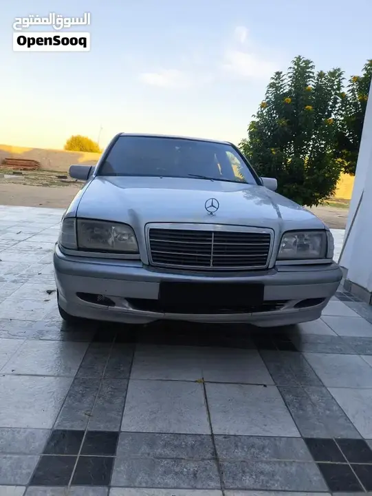 Mercedes-Benz C-Class 2001 photo 2