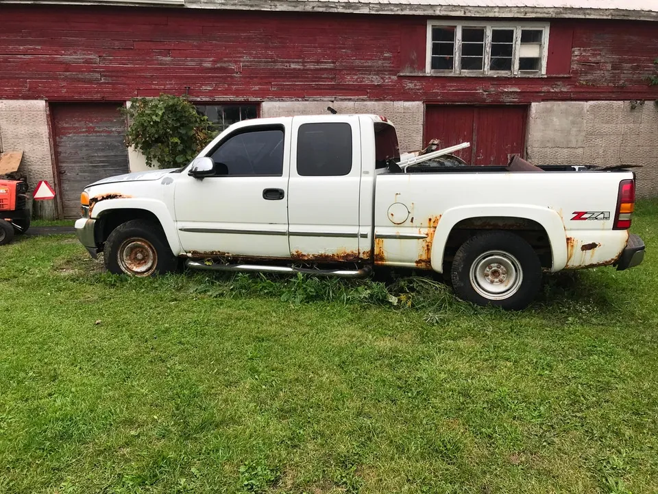 GMC Sierra 2002 photo 2