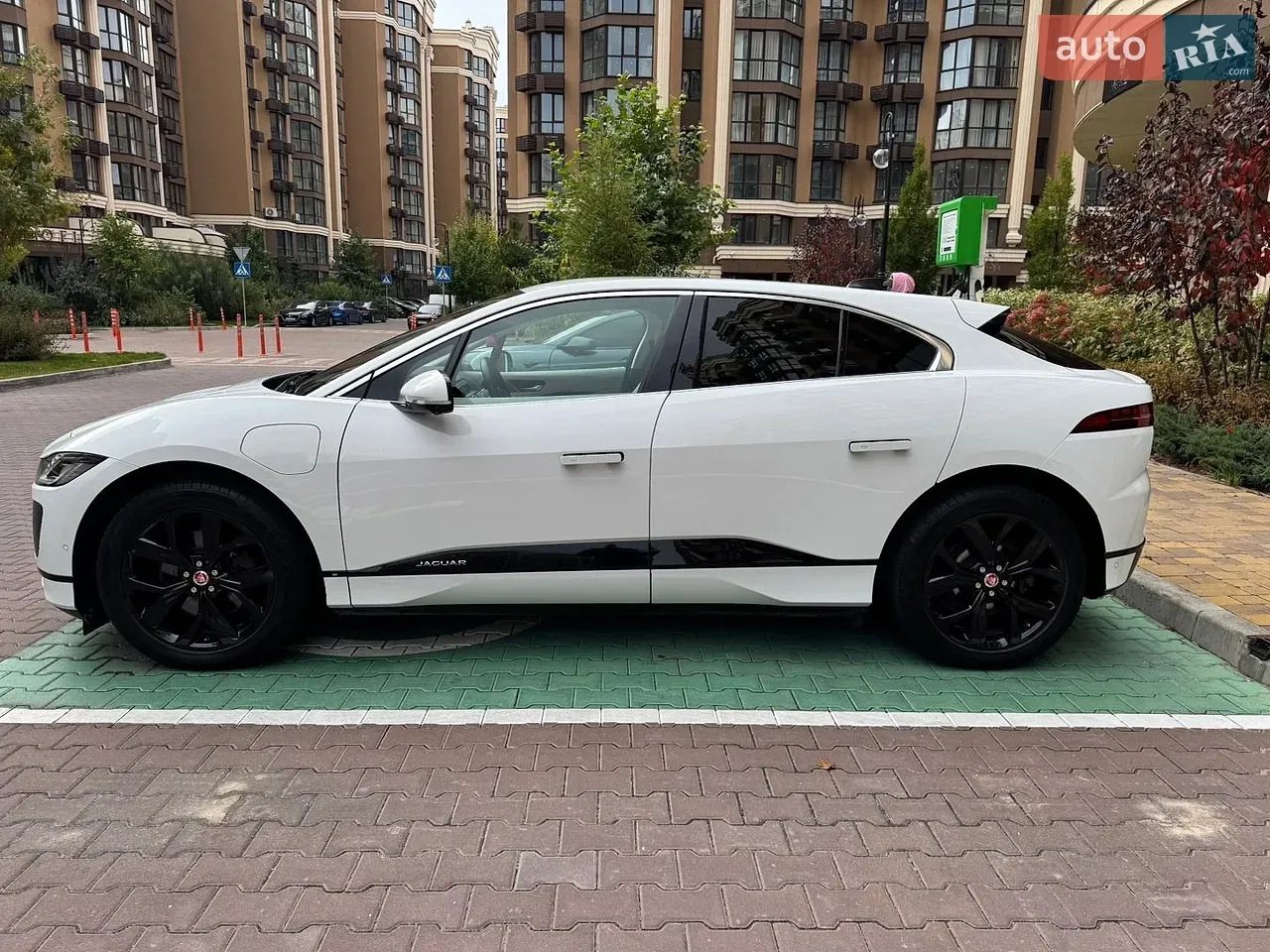 Jaguar I-Pace 2021 photo 3