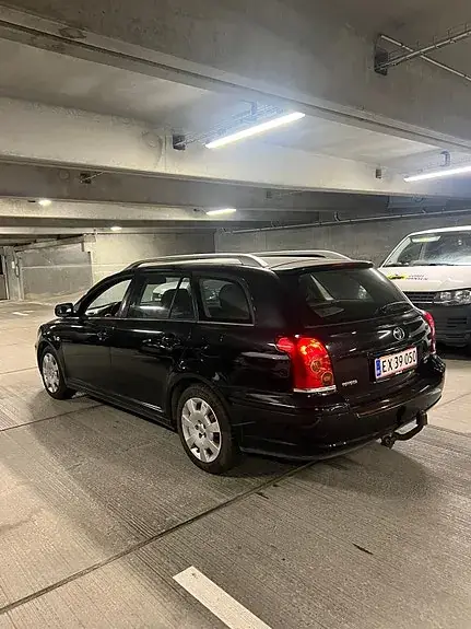 Toyota Avensis 2006 photo 3