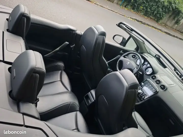 Peugeot 308 2011 photo 3