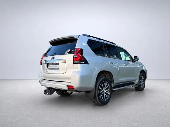 Toyota Land Cruiser 2022 photo 5