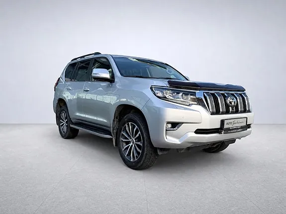 Toyota Land Cruiser 2022 photo 3