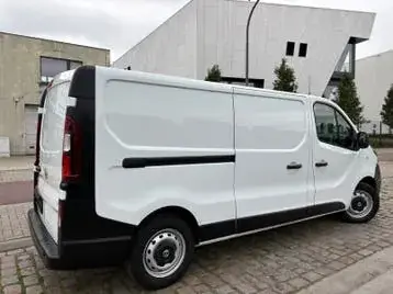 Nissan Nv300 Combi 2021 photo 3