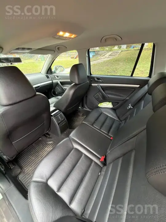 Skoda Octavia 2011 photo 5