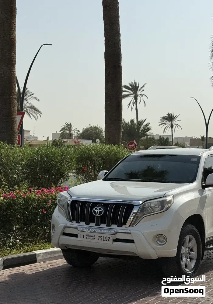 Toyota Land Cruiser Prado 2014 photo 3