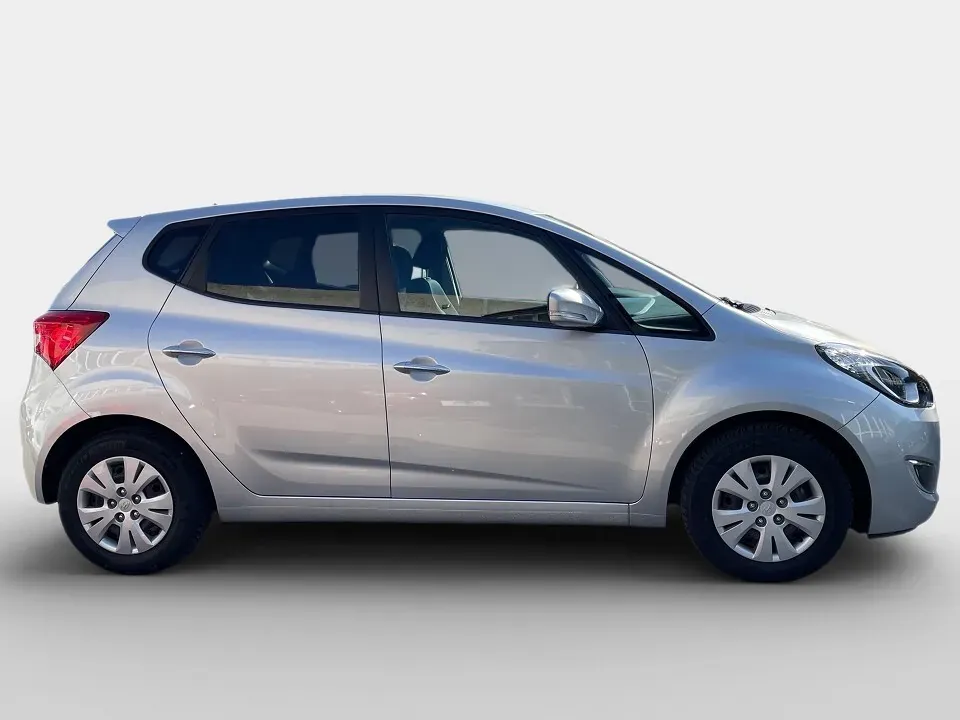 Hyundai Ix20 2013 photo 3