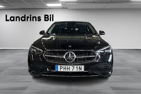 Mercedes-Benz C300 2024 photo 2