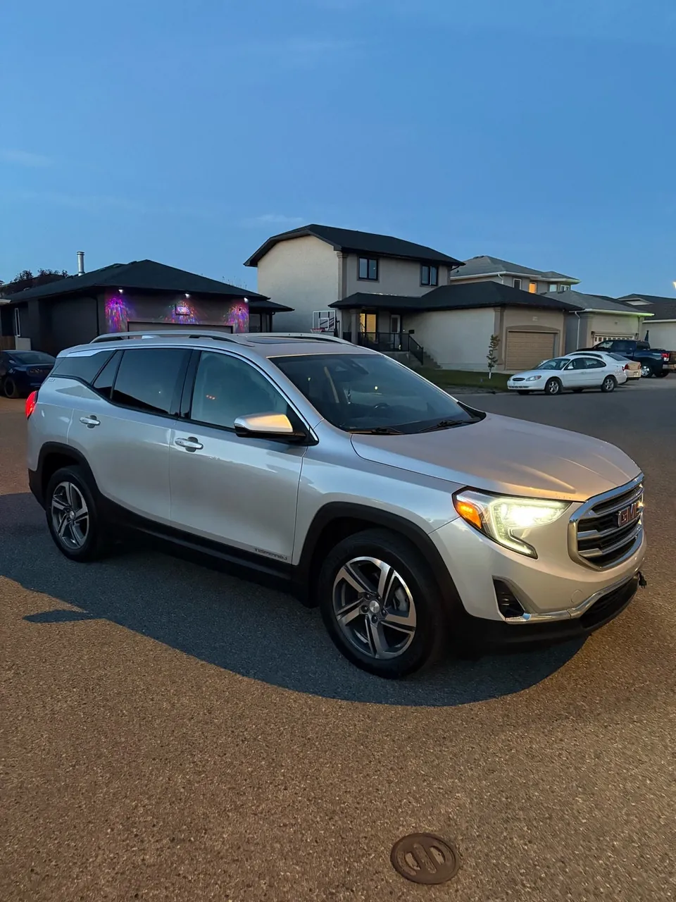 GMC Terrain 2010 photo 2