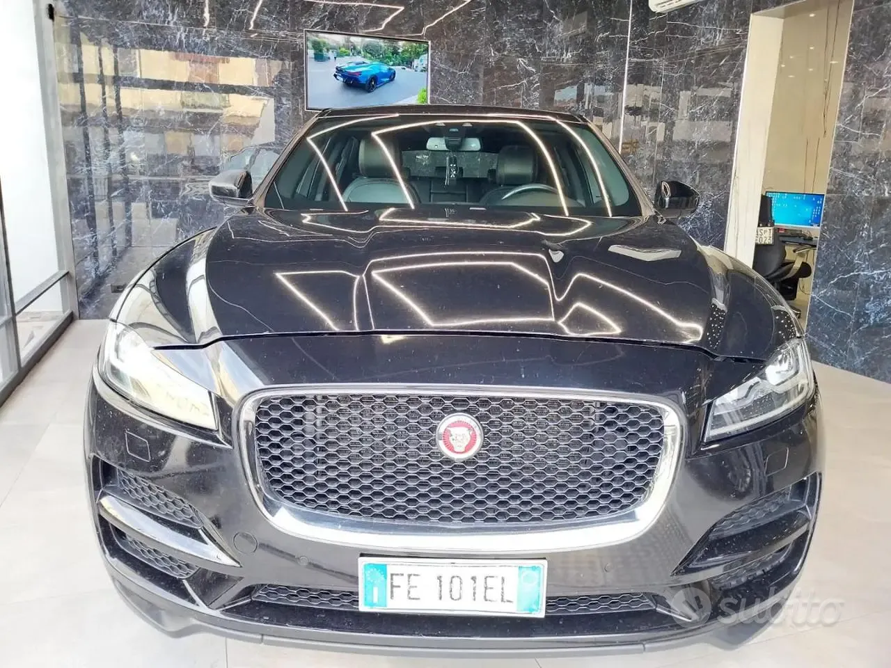 Jaguar F-Pace