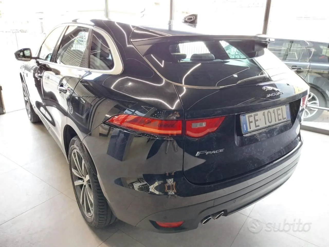 Jaguar F-Pace 2016 photo 4