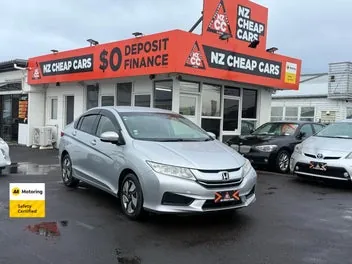 Honda Grace 2016 photo 2