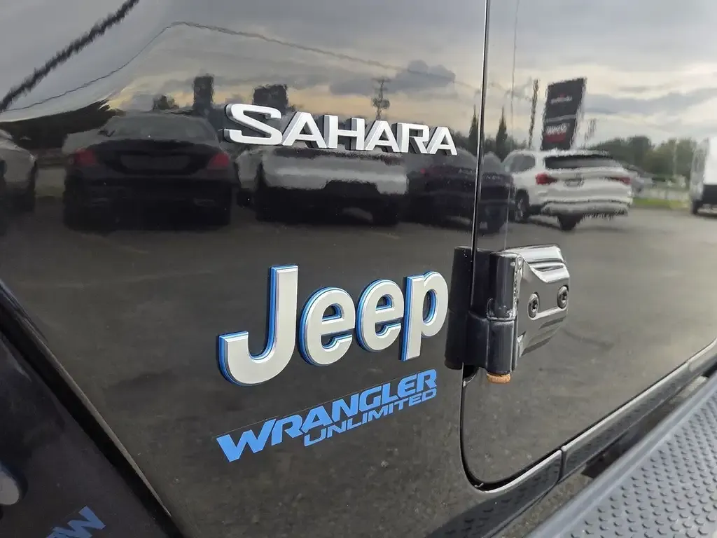 Jeep Wrangler 2021 photo 2