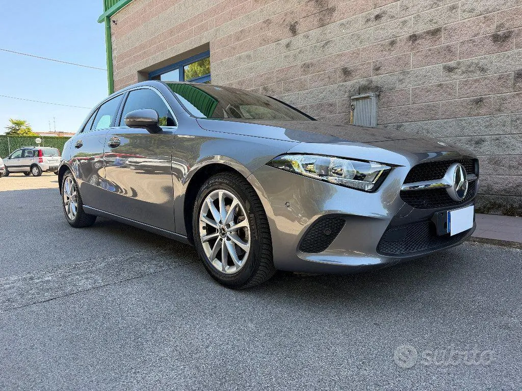 Mercedes-Benz A160