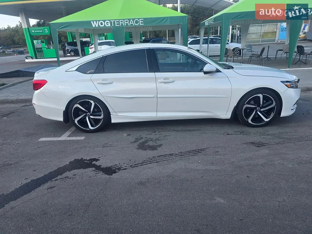 Honda Accord 2018 photo 4