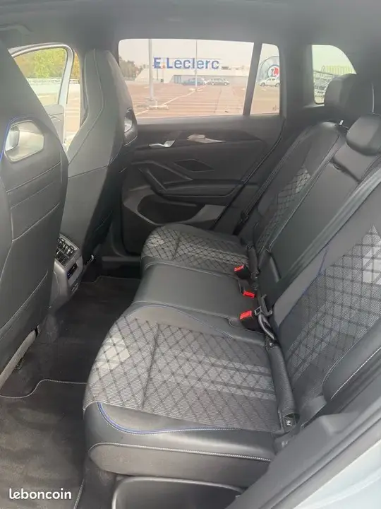 Volkswagen Tiguan 2025 photo 4