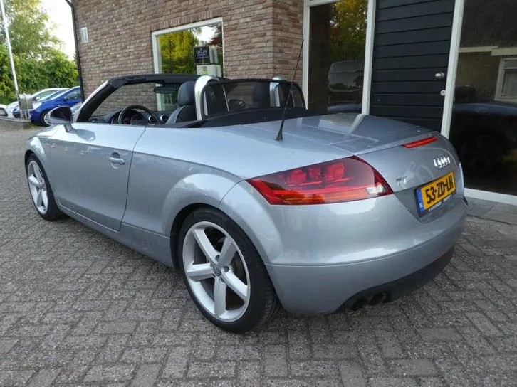 Audi Tt 2008 photo 3