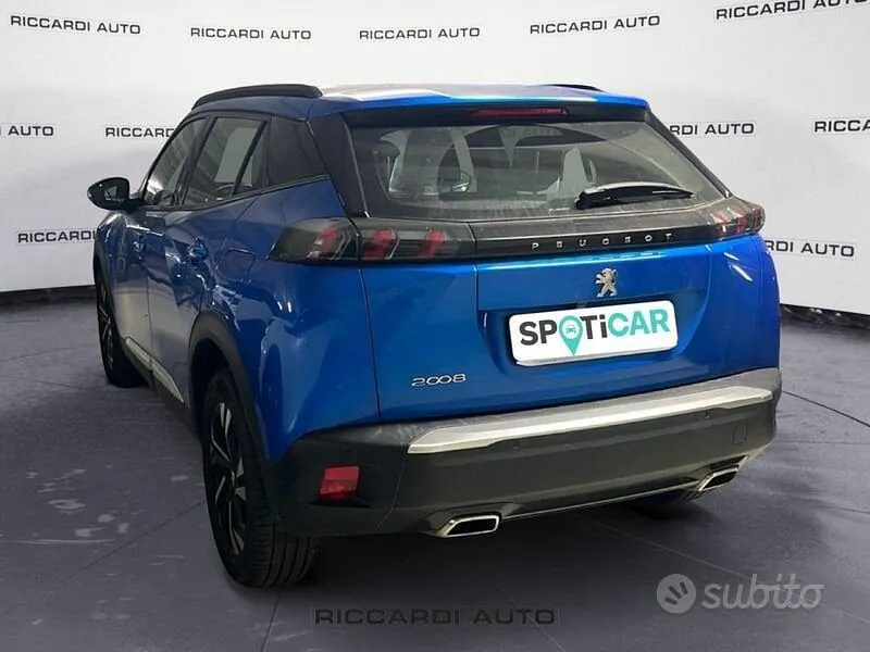 Peugeot 2008 2021 photo 4
