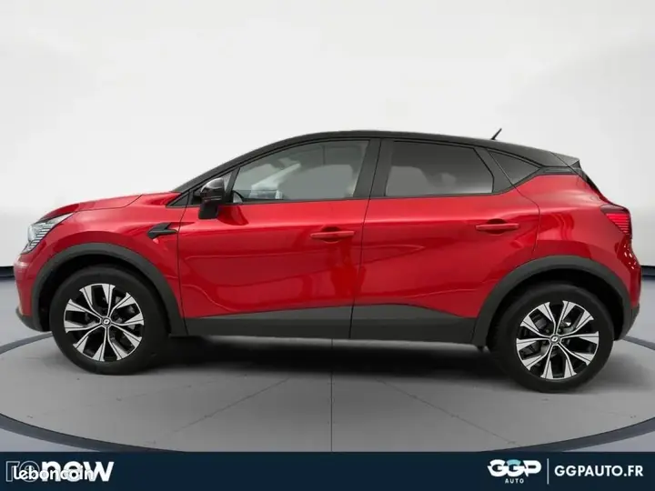 Renault Captur 2024 photo 2