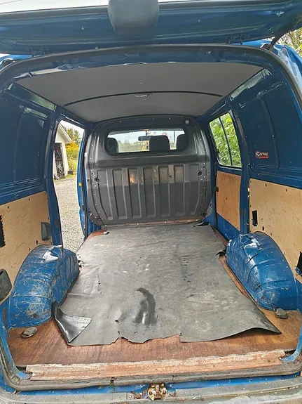 Toyota Hiace 2002 photo 4