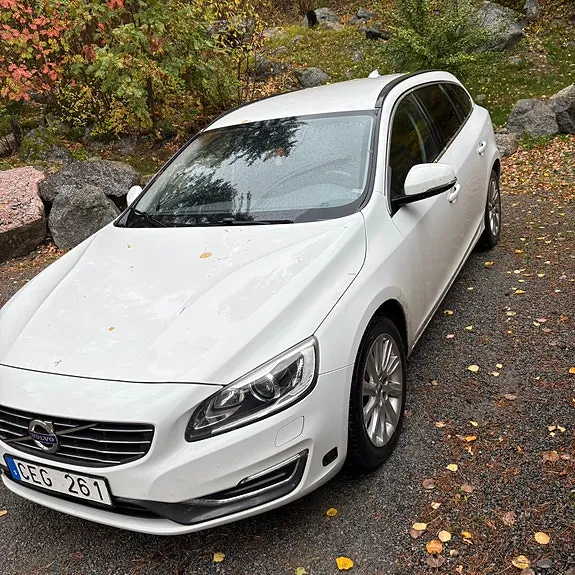 Volvo V60 2014 photo 3