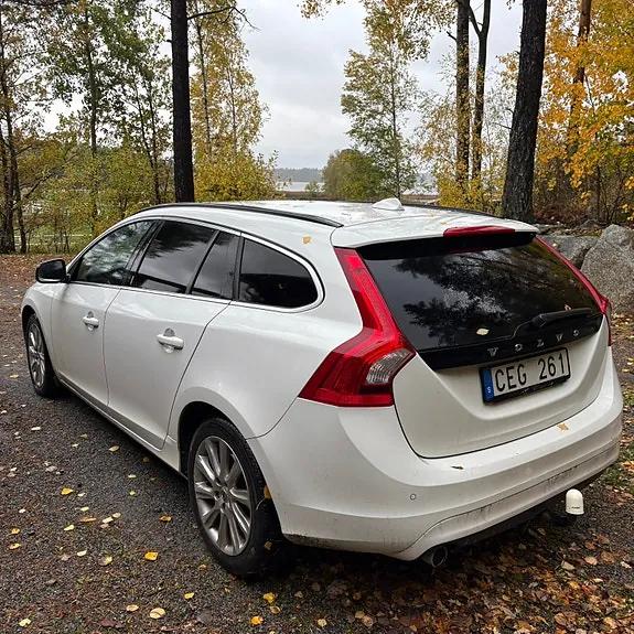 Volvo V60 2014 photo 5