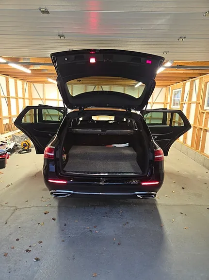 Mercedes-Benz E300 De 2022 photo 3