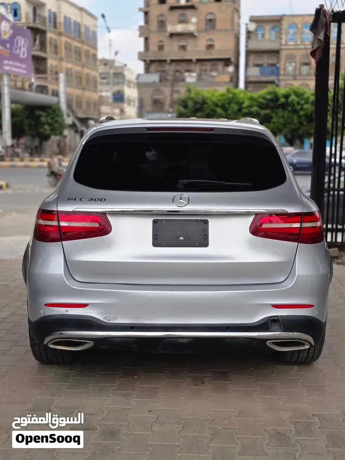 Mercedes-Benz Glc-Class 2019 photo 4