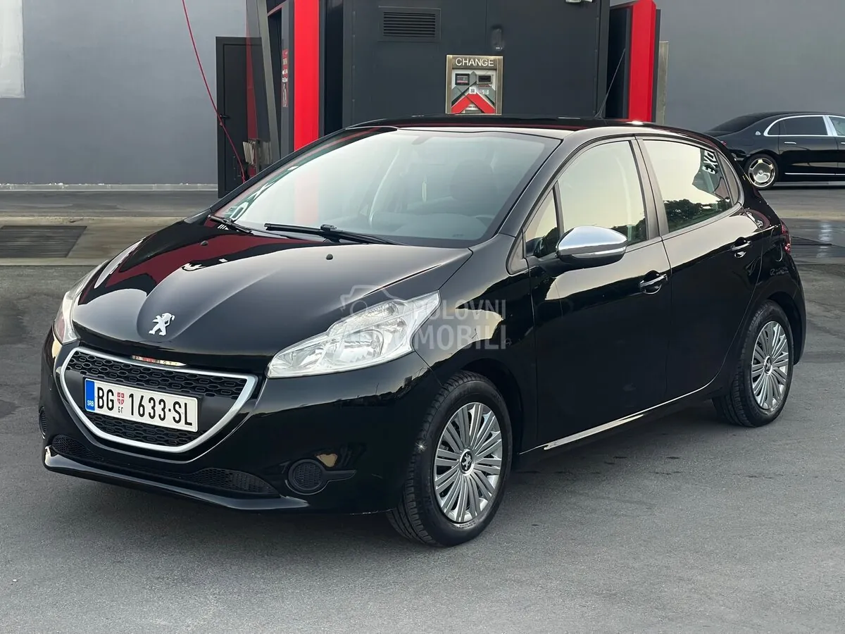 Peugeot 208