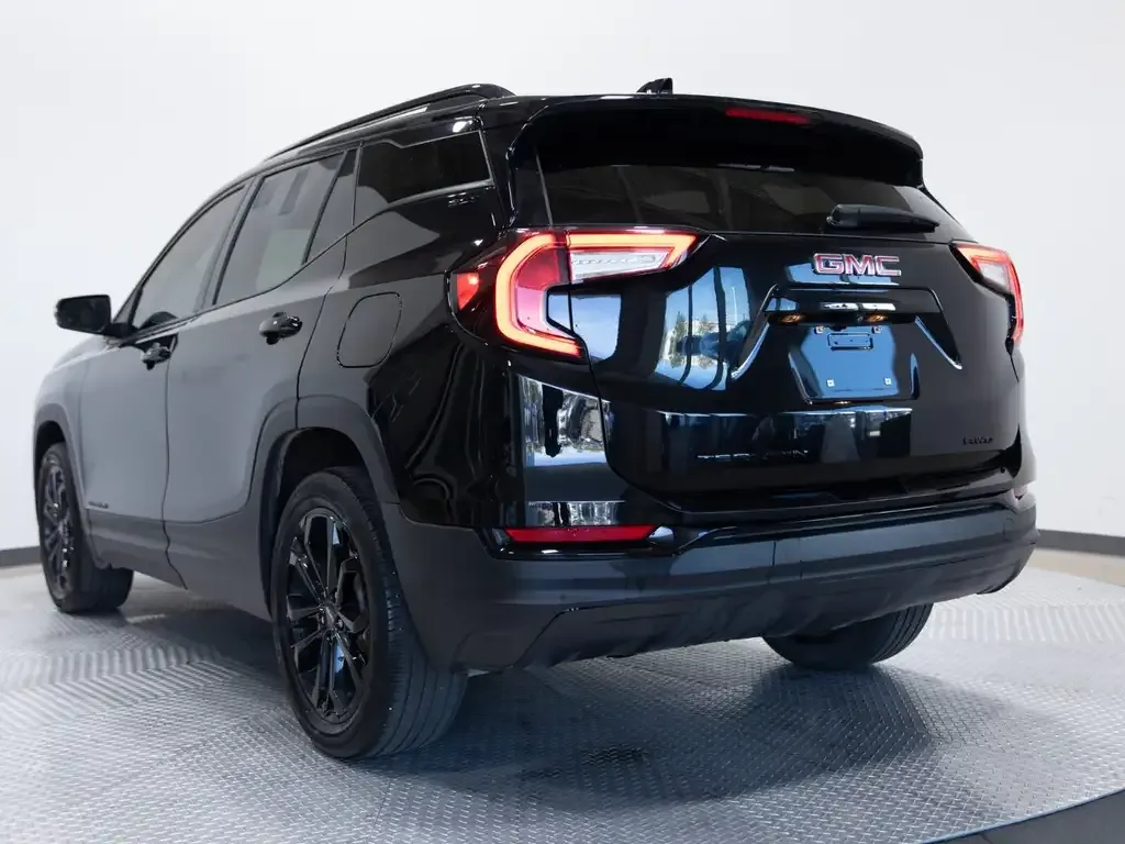 GMC Terrain 2022 photo 3