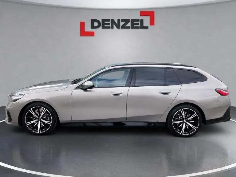 BMW 5 Series 2026 photo 2