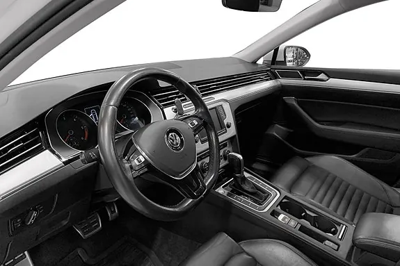 Volkswagen Passat 2016 photo 2